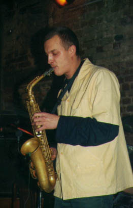 empti saxy friend - Gleb